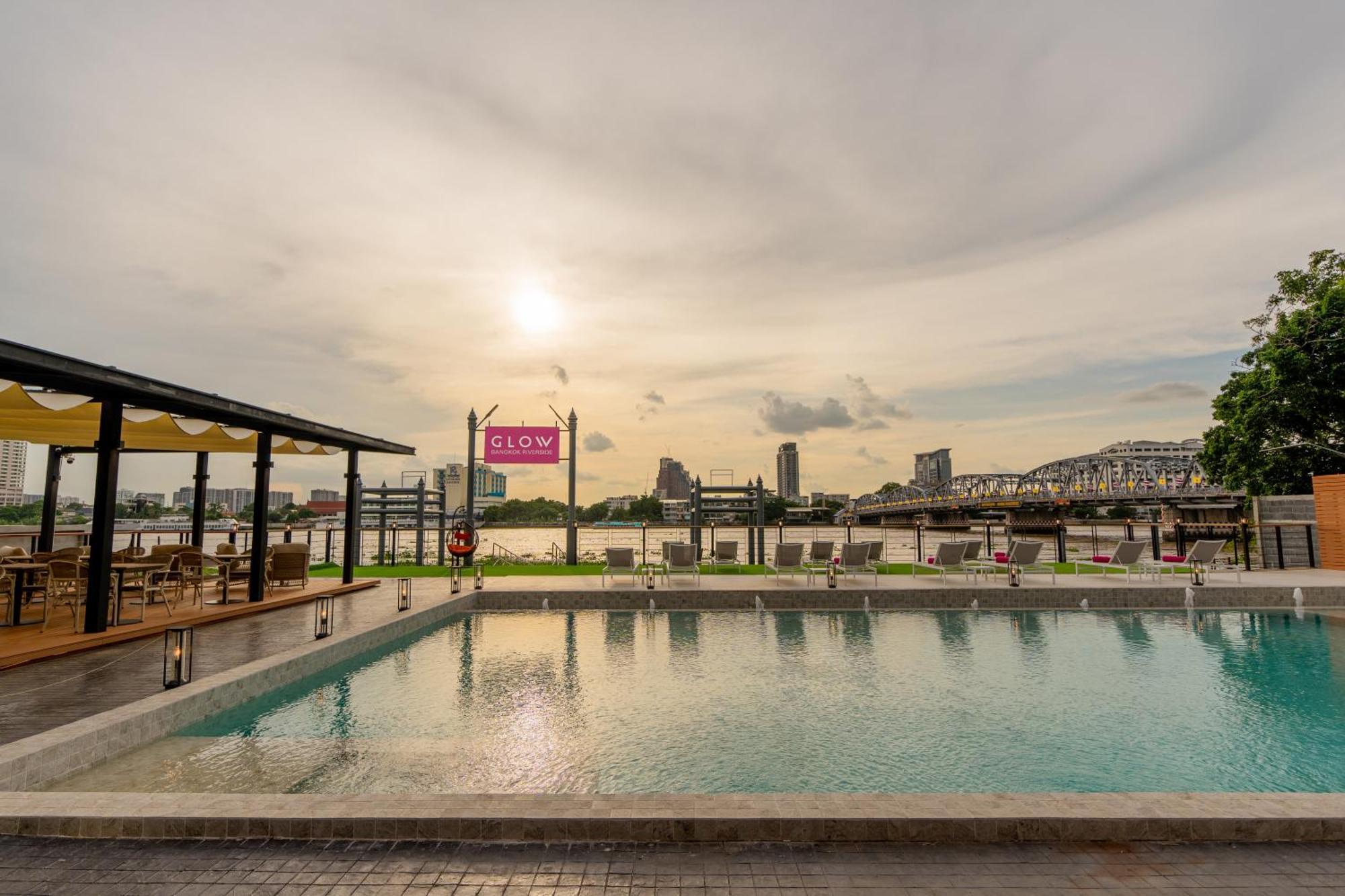 Glow Bangkok Riverside エクステリア 写真
